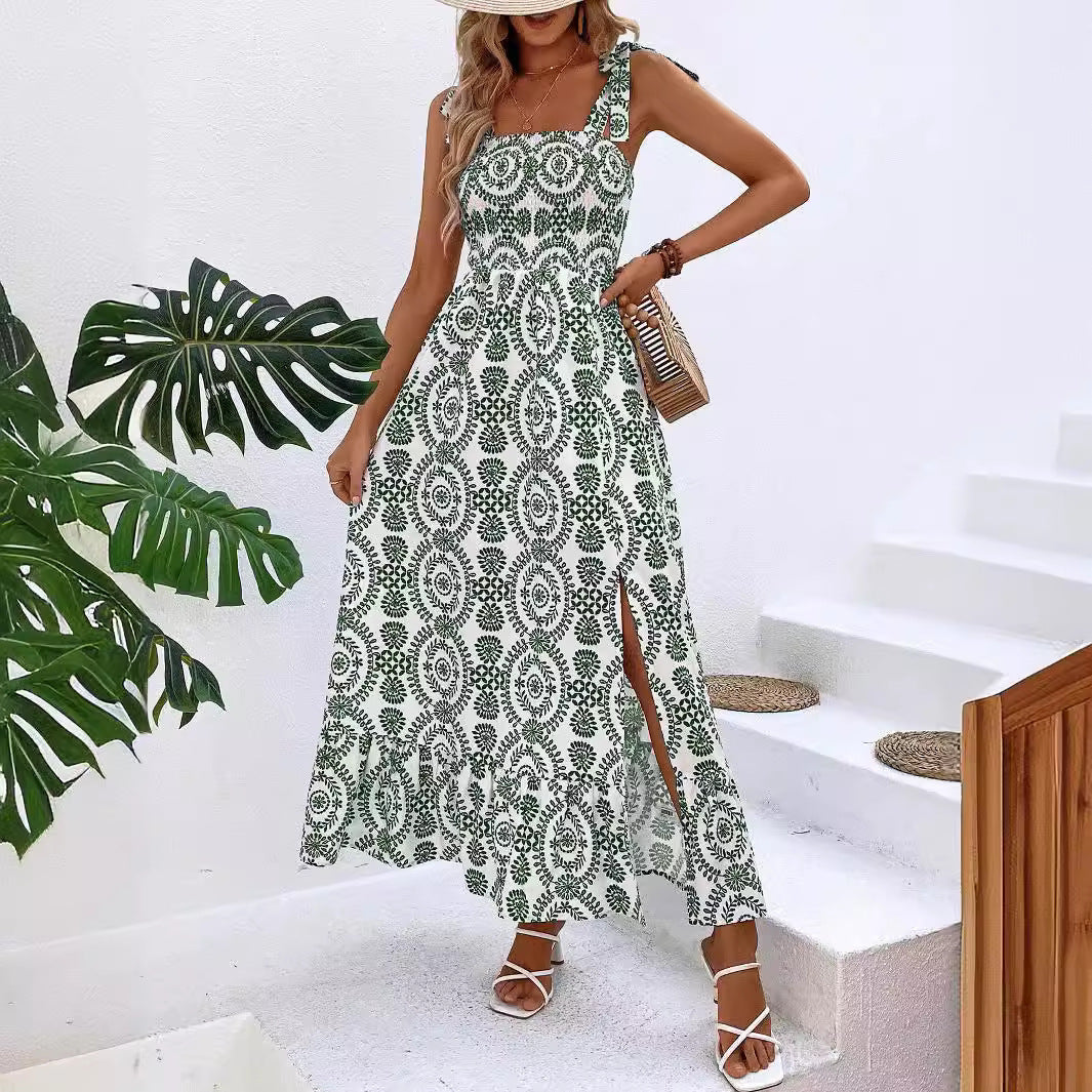 Vestido de verano con falda y tirantes