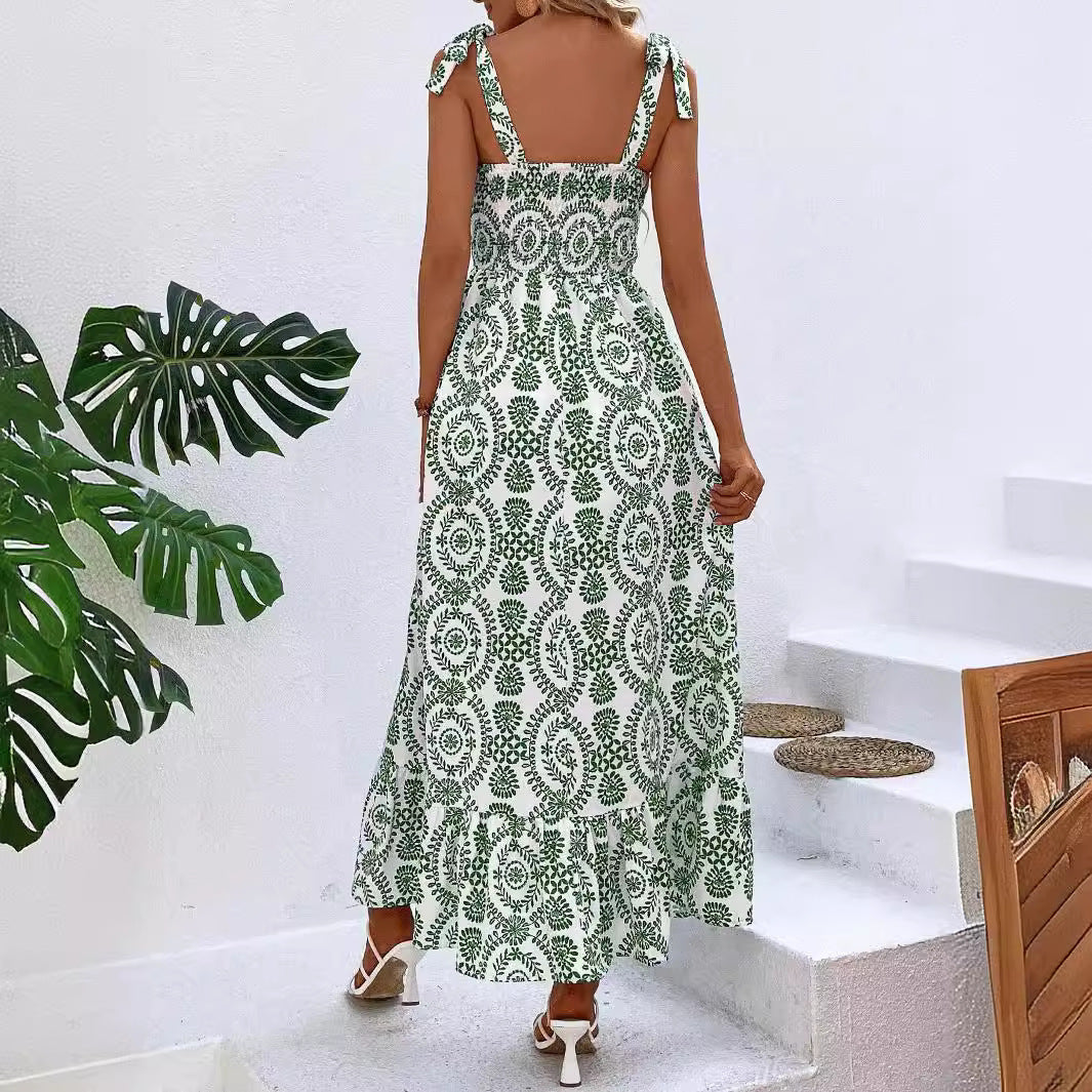 Vestido de verano con falda y tirantes
